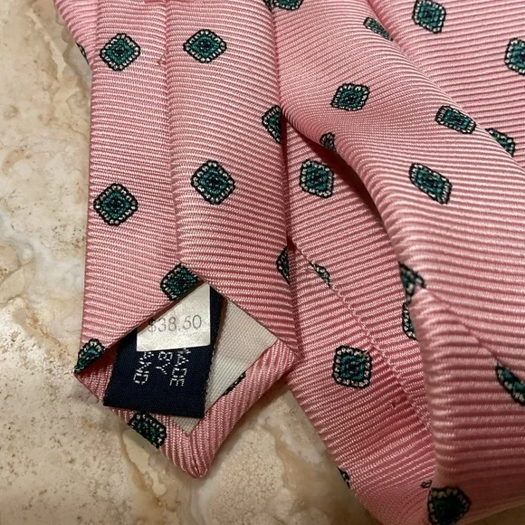 Ralph Lauren Pink Tie with Green Diamond Pattern - Picture 3 of 3